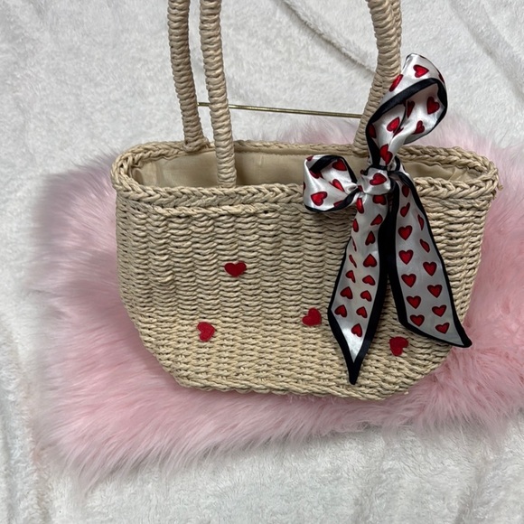Cream and Red Tote Bag with Playful Accents for the summer - Picture 2 of 9